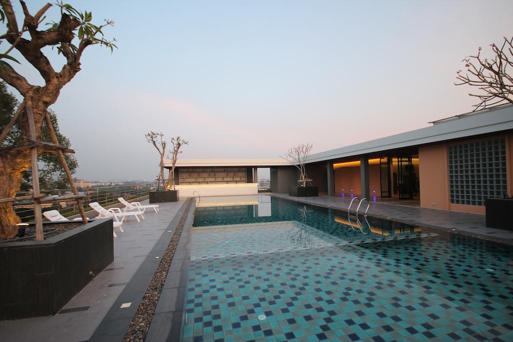 Season Five Hotel Pattaya Exterior foto