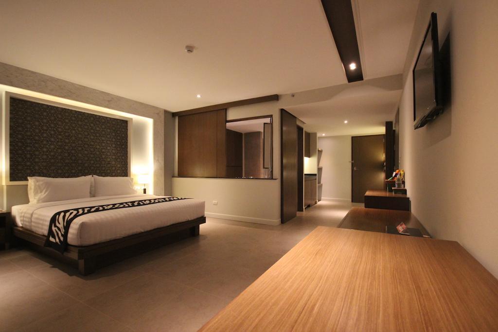 Season Five Hotel Pattaya Exterior foto