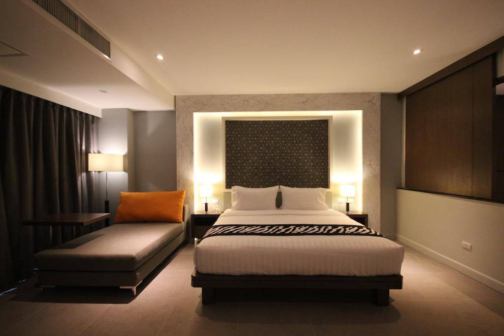 Season Five Hotel Pattaya Exterior foto