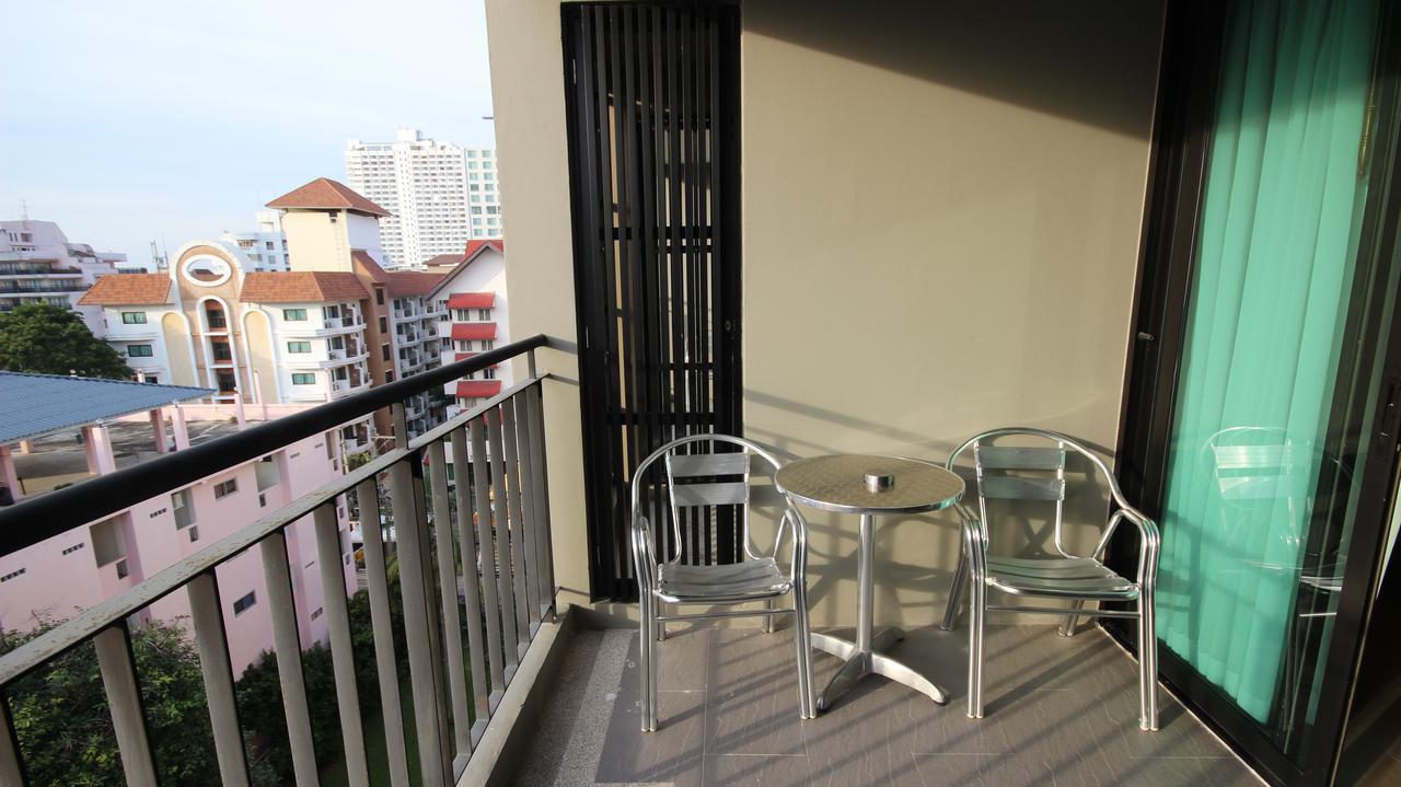 Season Five Hotel Pattaya Exterior foto